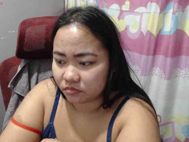 BubbleButtPinay webcam