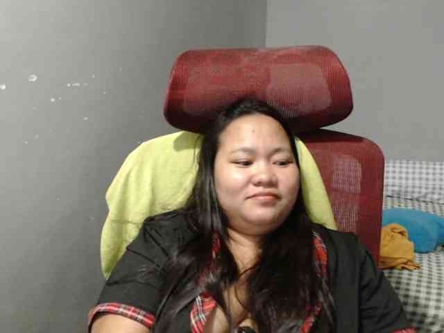 BubbleButtPinay webcam