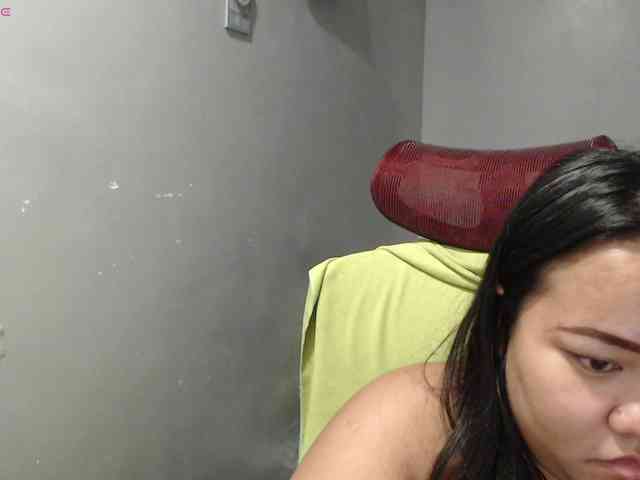 BubbleButtPinay webcam