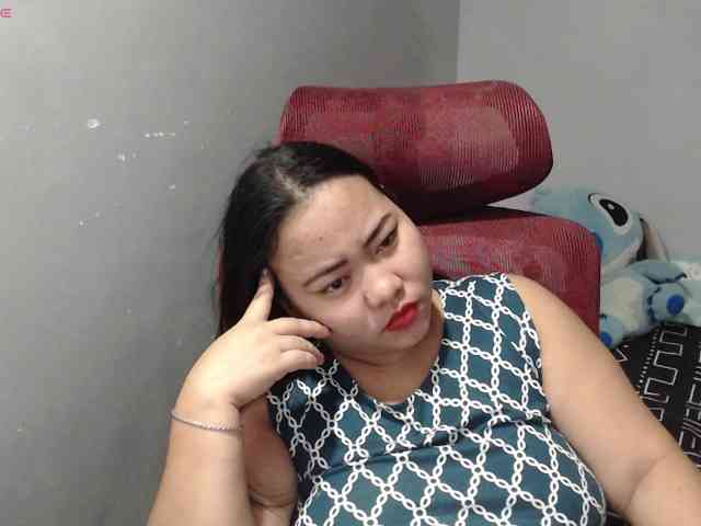 BubbleButtPinay webcam