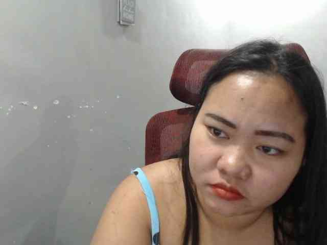 BubbleButtPinay webcam