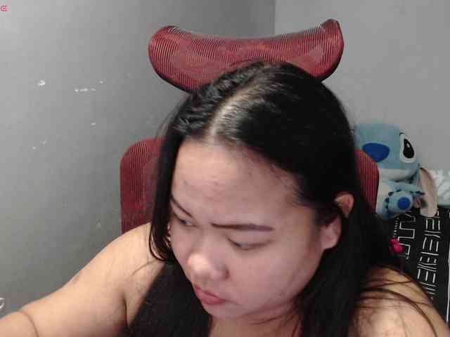 BubbleButtPinay webcam