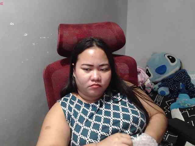 BubbleButtPinay webcam