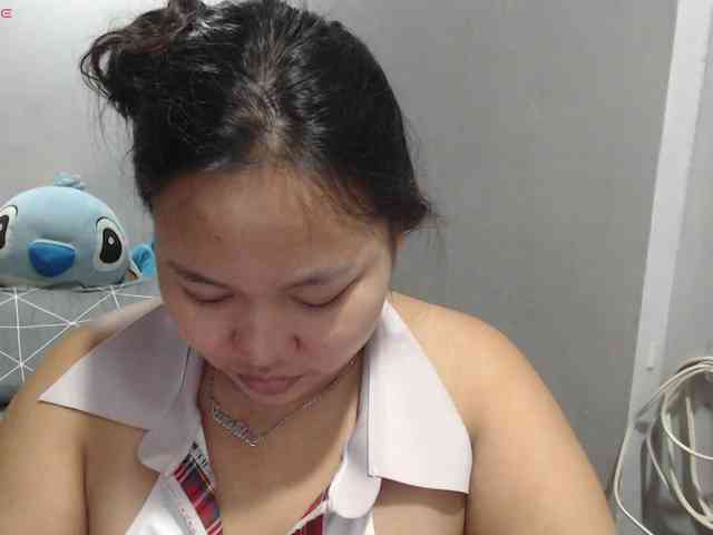 BubbleButtPinay webcam