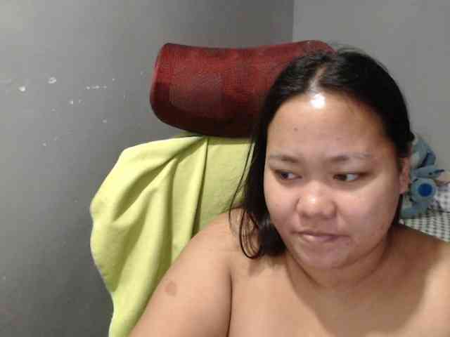 BubbleButtPinay webcam