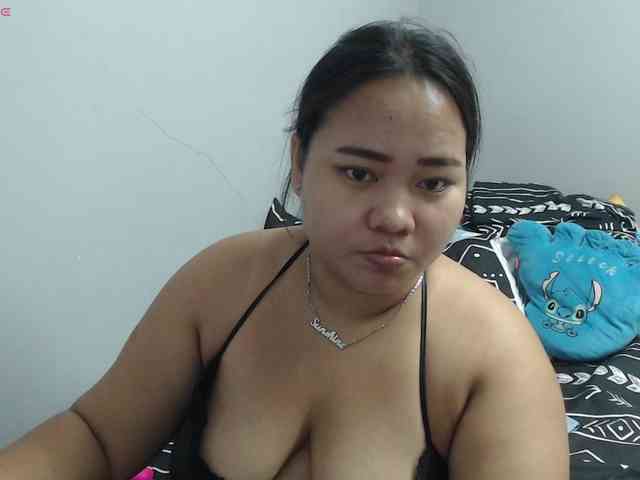 BubbleButtPinay webcam