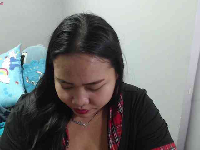 BubbleButtPinay webcam