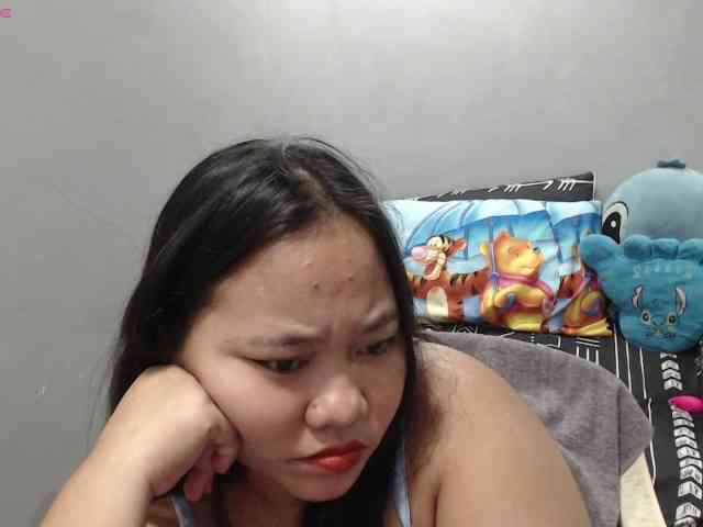 BubbleButtPinay webcam