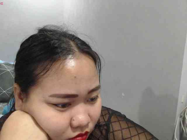 BubbleButtPinay webcam