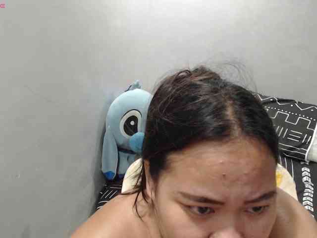 BubbleButtPinay webcam