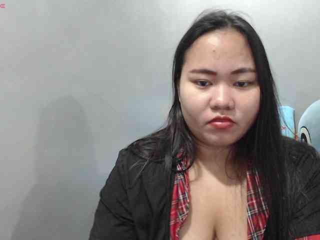 BubbleButtPinay webcam