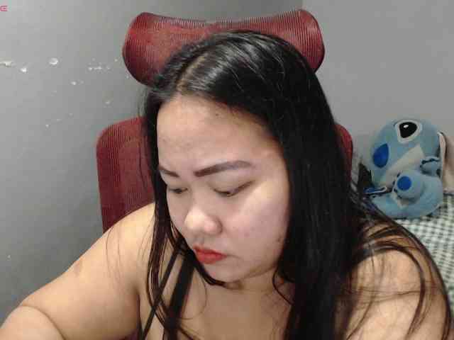 BubbleButtPinay webcam