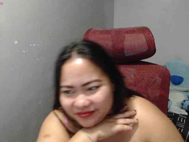 BubbleButtPinay webcam