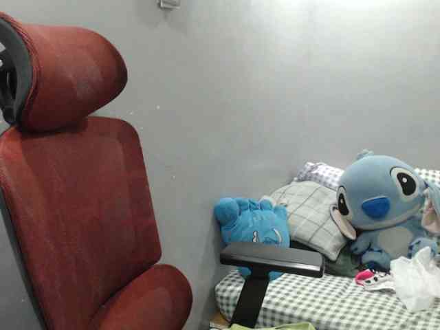 BubbleButtPinay webcam