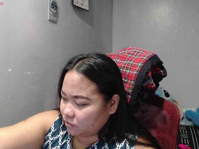 BubbleButtPinay webcam