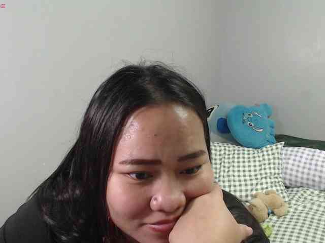 BubbleButtPinay webcam