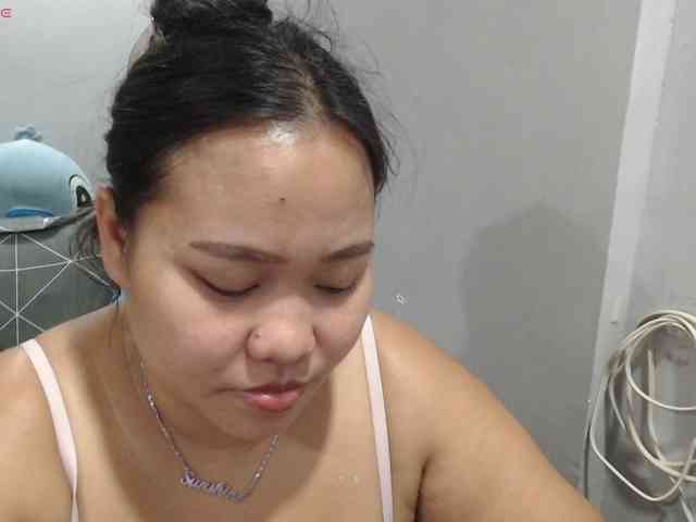 BubbleButtPinay webcam