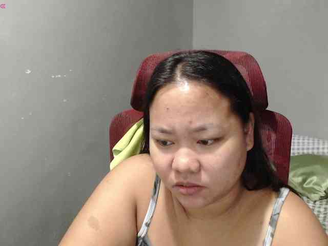 BubbleButtPinay webcam