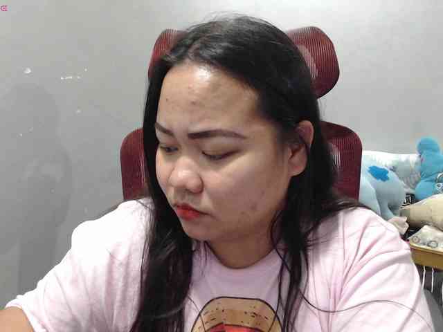 BubbleButtPinay webcam