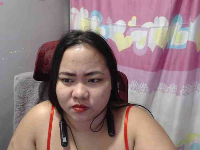 BubbleButtPinay webcam