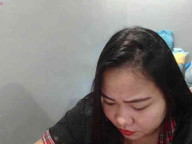 BubbleButtPinay webcam