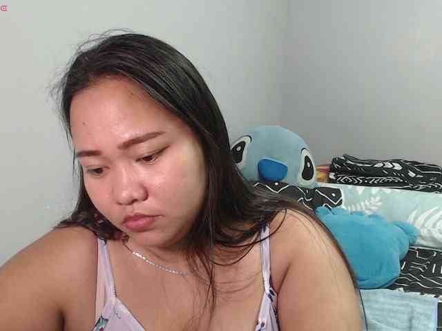 BubbleButtPinay webcam