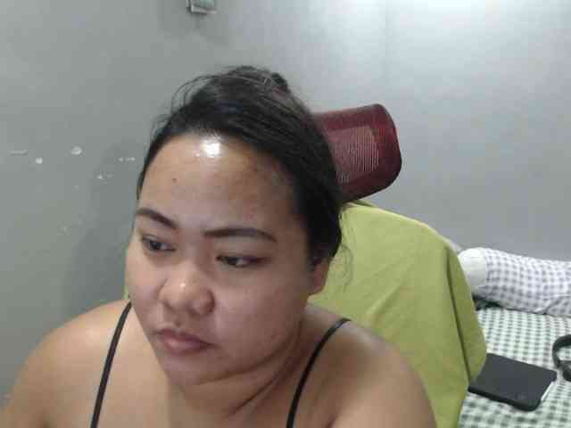 BubbleButtPinay webcam