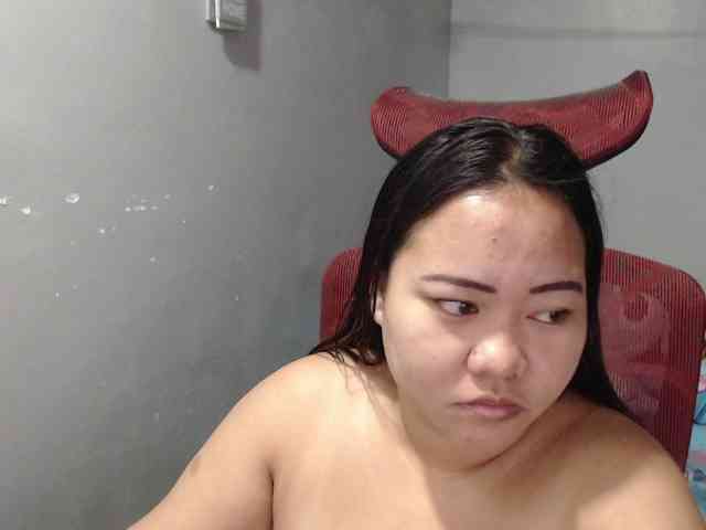 BubbleButtPinay webcam