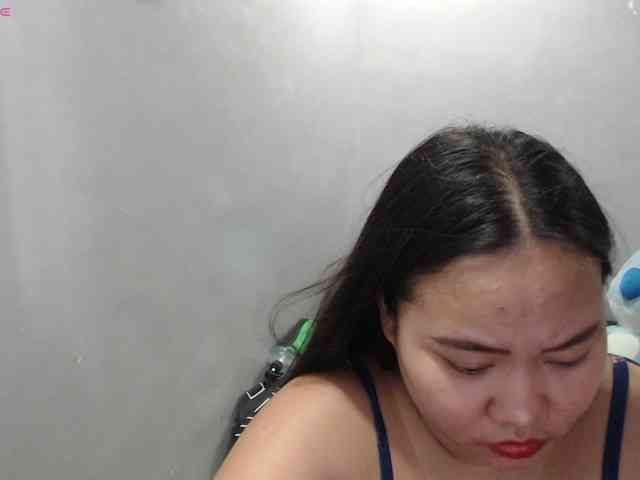 BubbleButtPinay webcam