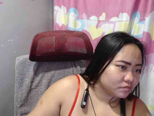 BubbleButtPinay webcam