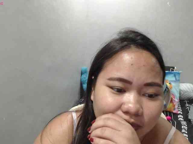 BubbleButtPinay webcam