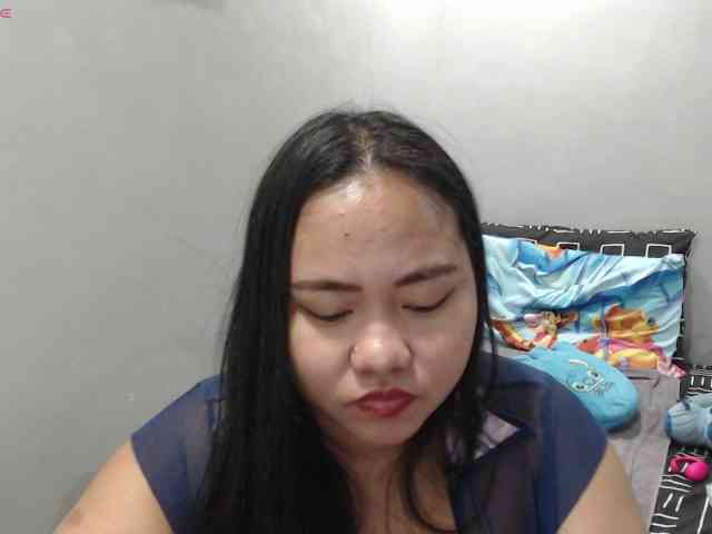 BubbleButtPinay webcam