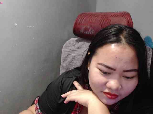 BubbleButtPinay webcam