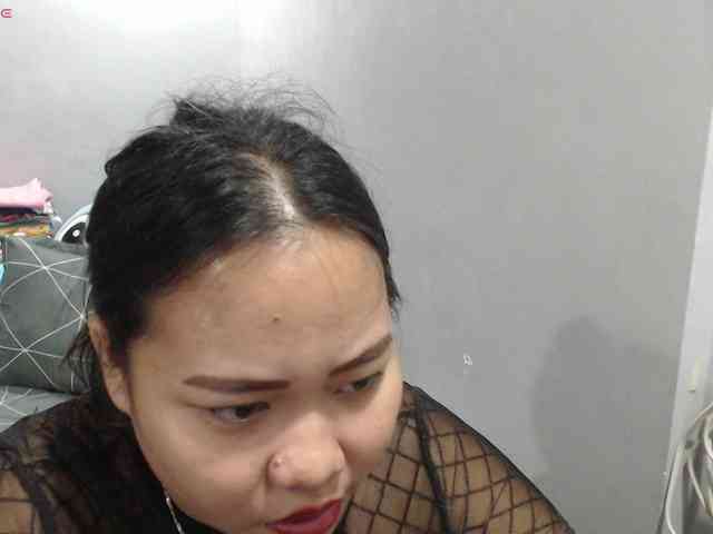 BubbleButtPinay webcam