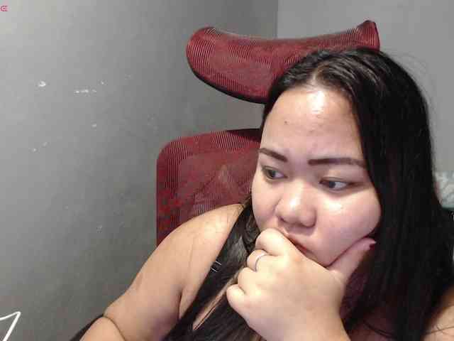 BubbleButtPinay webcam