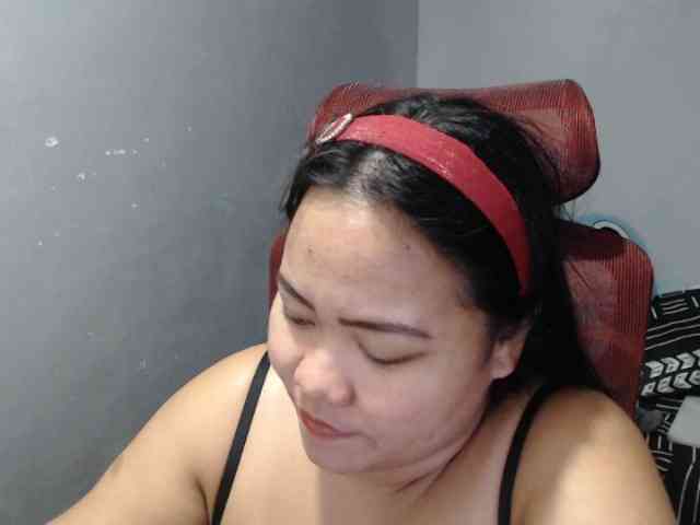 BubbleButtPinay webcam