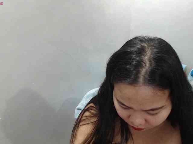 BubbleButtPinay webcam