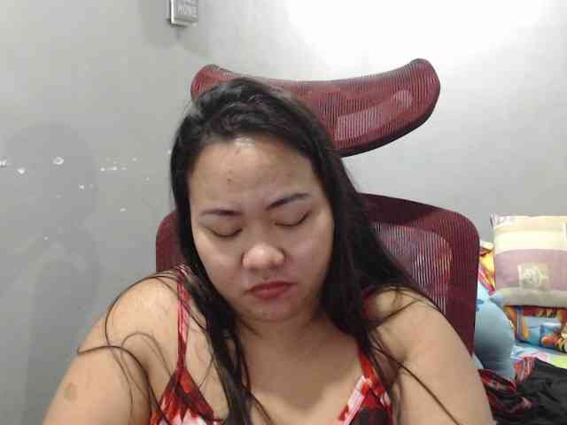 BubbleButtPinay webcam