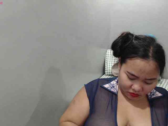 BubbleButtPinay webcam