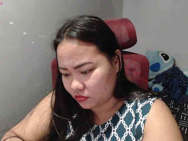 BubbleButtPinay webcam