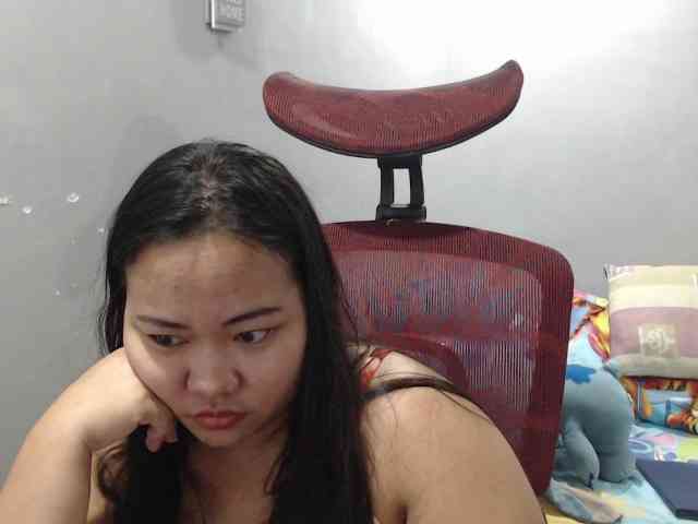 BubbleButtPinay webcam