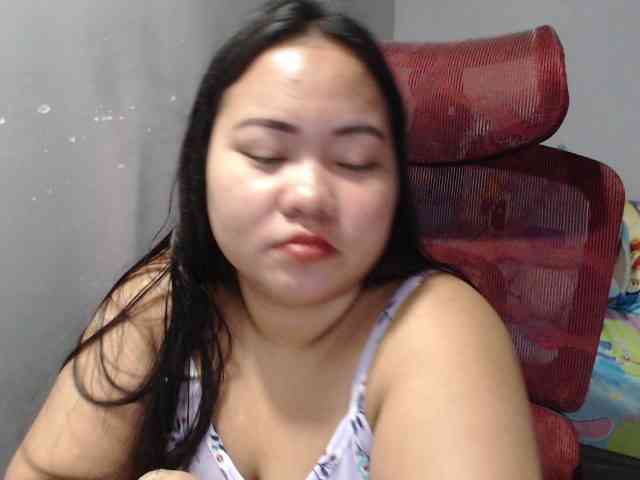 BubbleButtPinay webcam