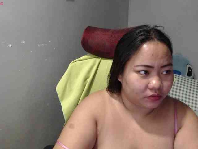 BubbleButtPinay webcam