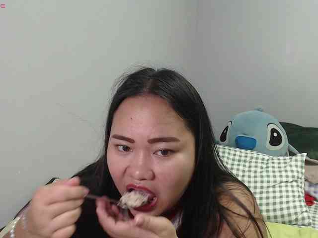 BubbleButtPinay webcam
