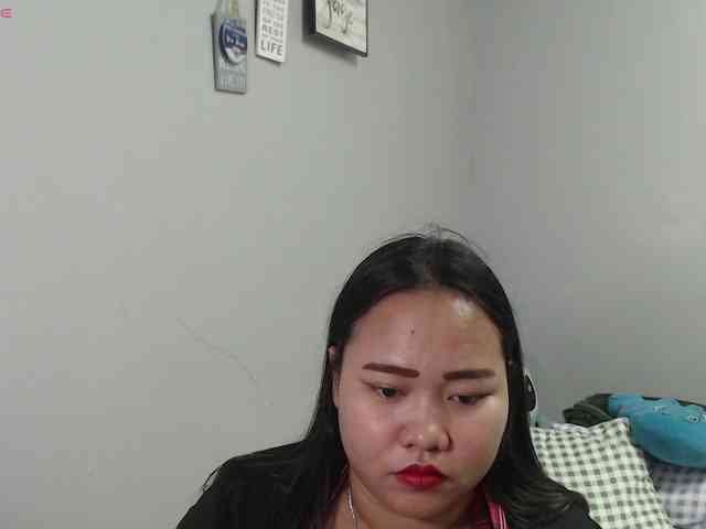 BubbleButtPinay webcam
