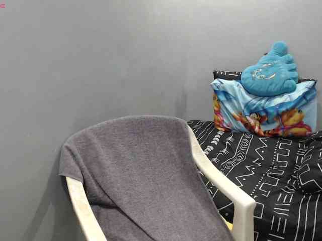 BubbleButtPinay webcam