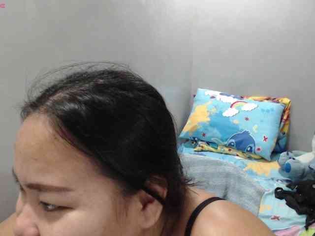 BubbleButtPinay webcam