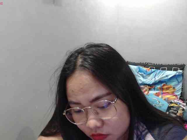 BubbleButtPinay webcam