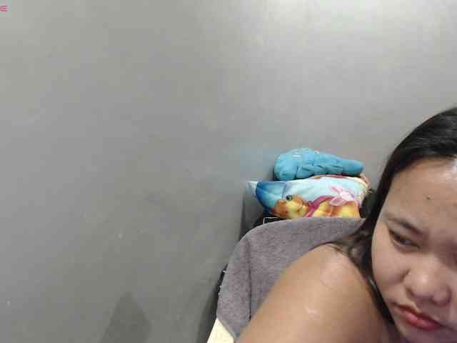 BubbleButtPinay webcam