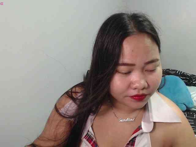 BubbleButtPinay webcam